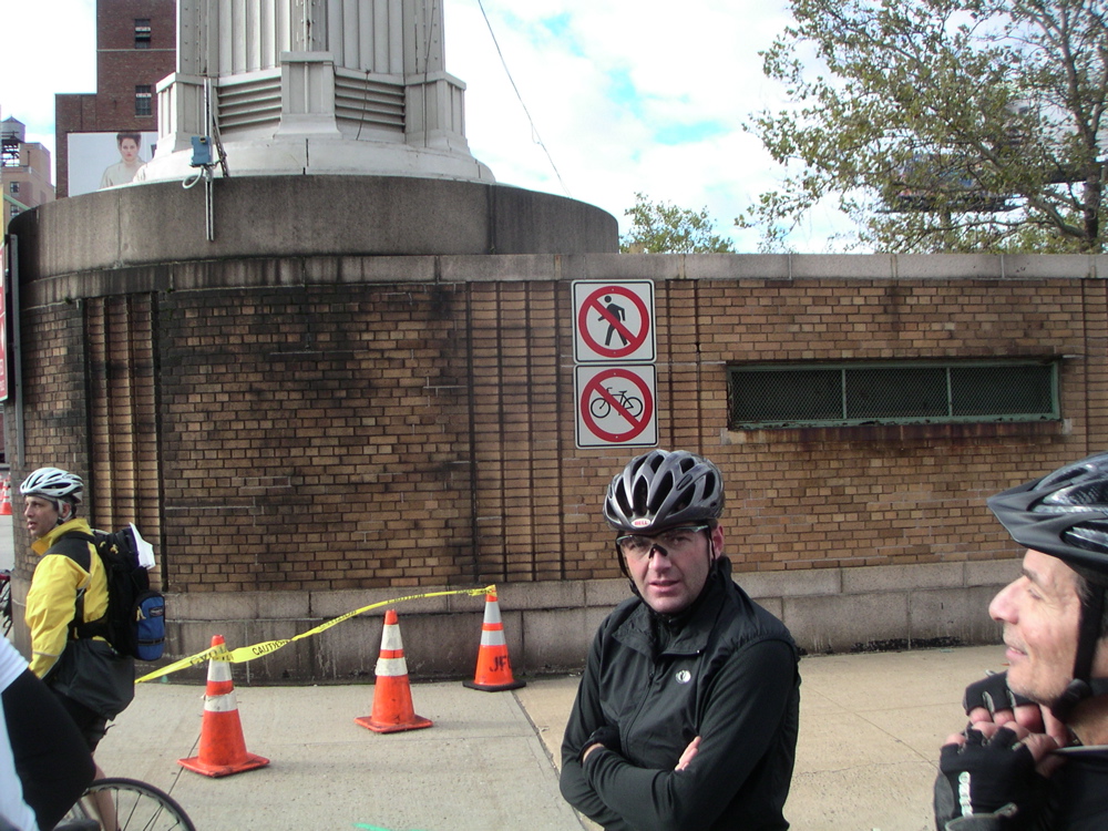 No bikes in the Lincoln Tunnel!