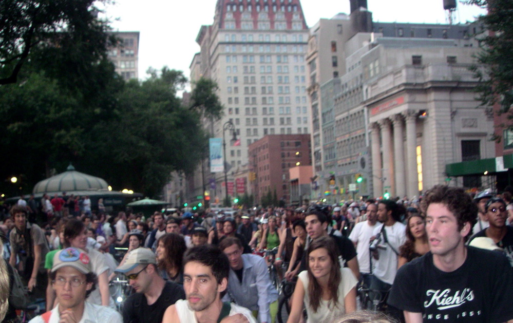 Inching down Park Avenue South